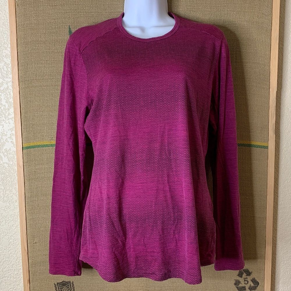 SEG’MENTS, wool Long Sleeve Magenta Top, medium